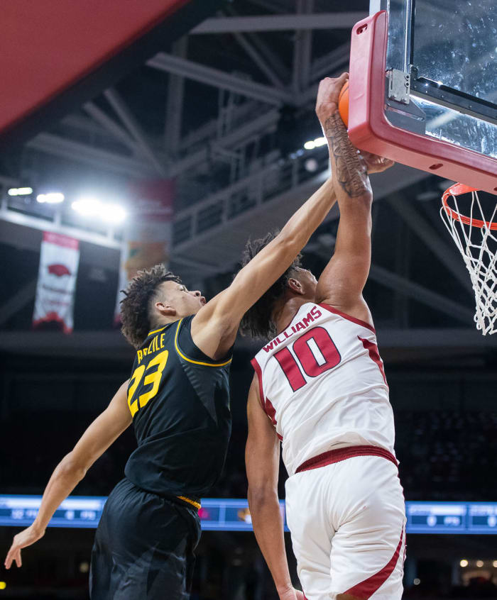 011222-Trevon Brazile-Jaylin Williams-Missouri-mm